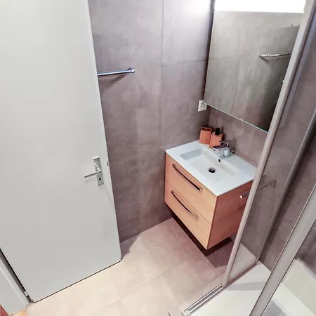 아파트 Renove Cosy Et Centre, Ski-in Ski-out 크란스몬타나